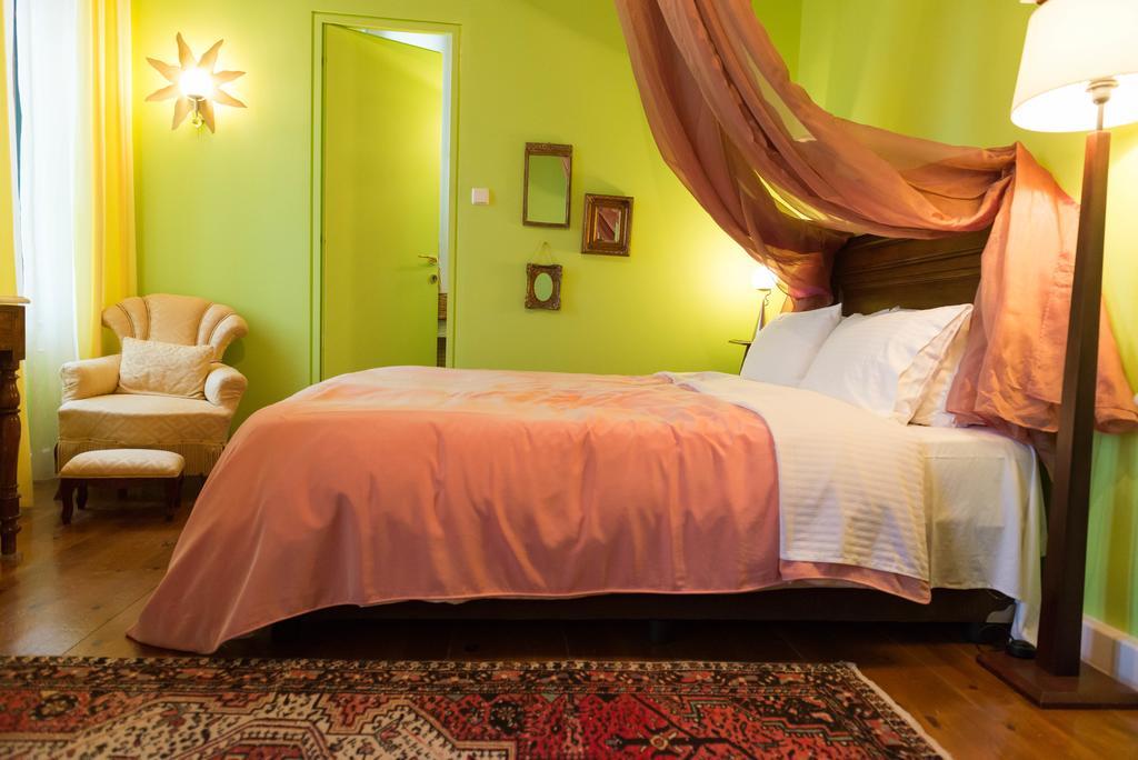 Vogiatzopoulou Guesthouse Agios Georgios Nilias Kamer foto