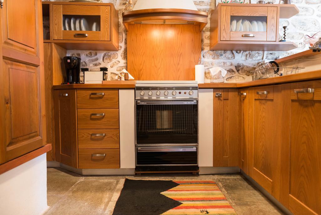 Vogiatzopoulou Guesthouse Agios Georgios Nilias Kamer foto