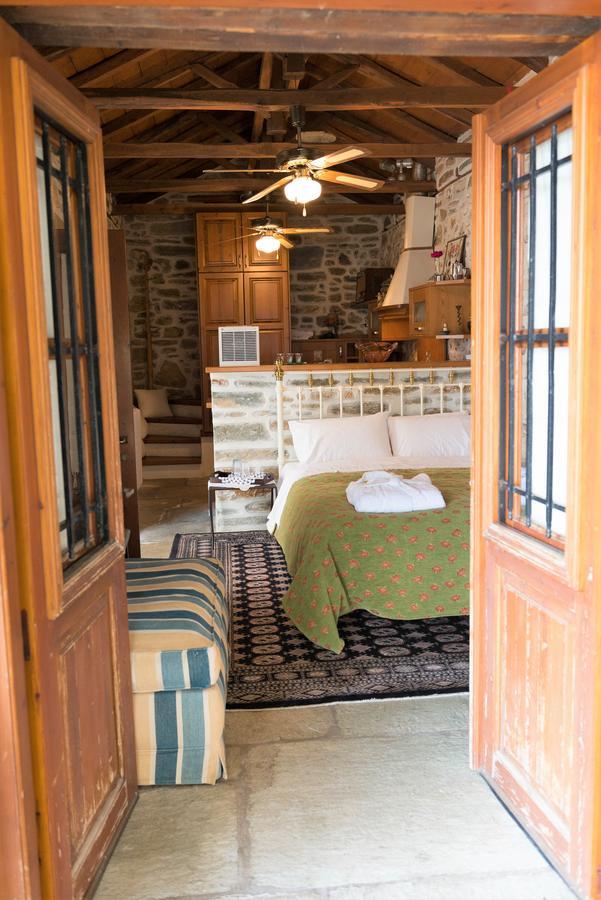 Vogiatzopoulou Guesthouse Agios Georgios Nilias Kamer foto